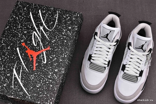 MILITARY DH6927-111 RETRO BLACK JORDAN DH6927-111 4 0312